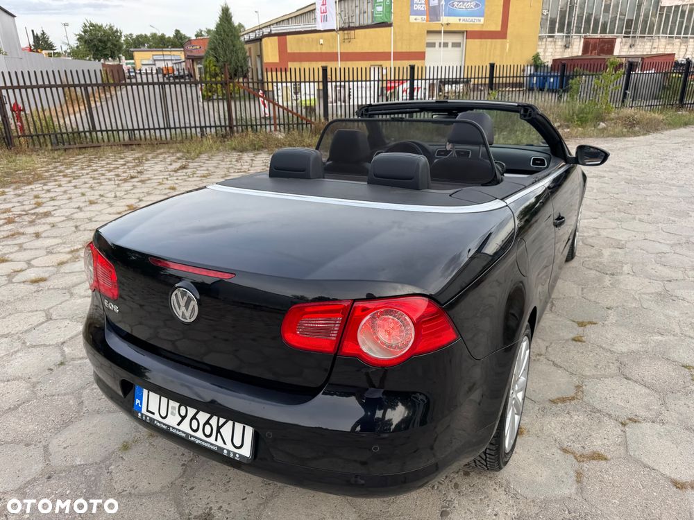 Volkswagen Eos 2.0 TDI DPF DSG - 11