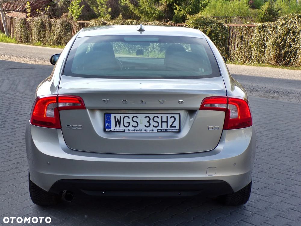 Volvo S60 D4 Summum - 9