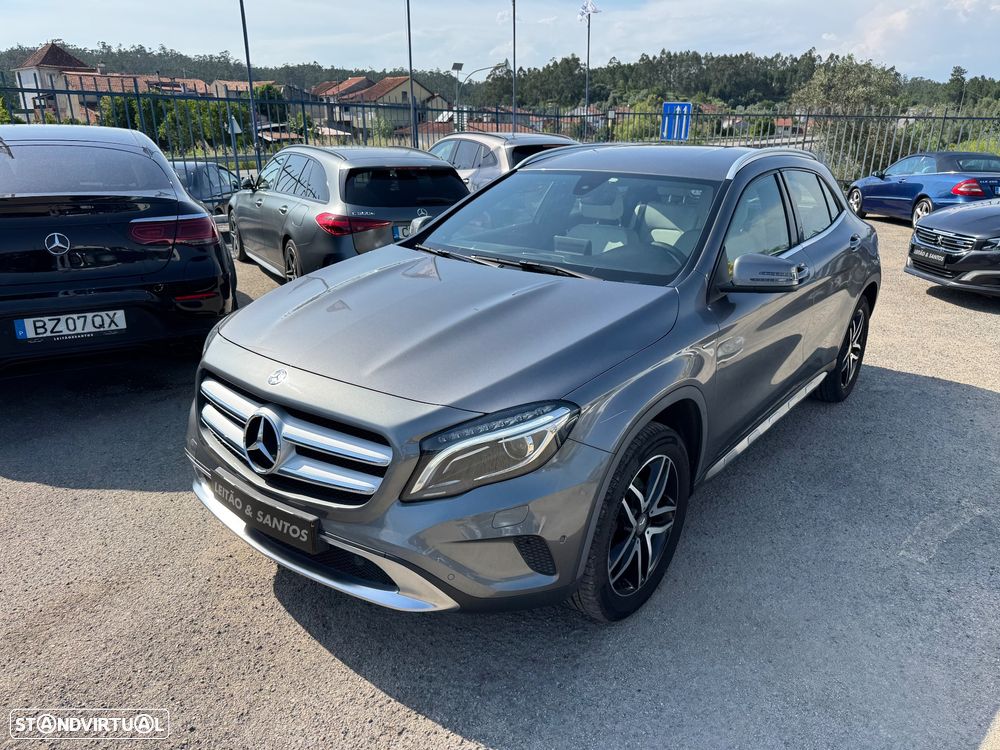 Mercedes-Benz GLA 180 d Urban - 44