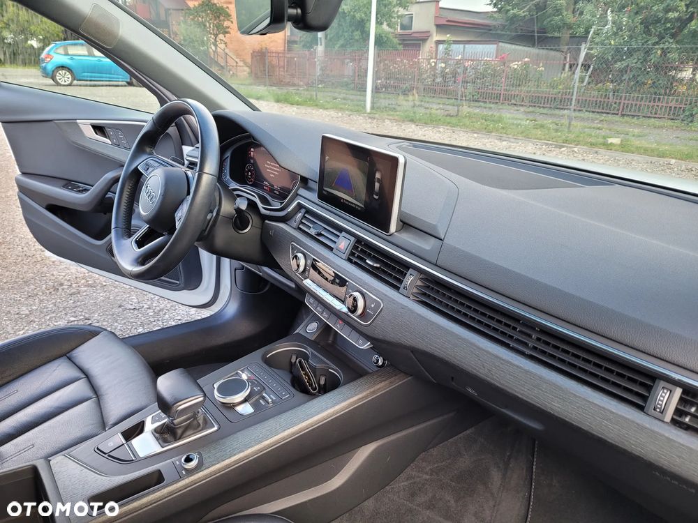 Audi A4 Limousine 2.0 TFSI ultra S tronic - 19