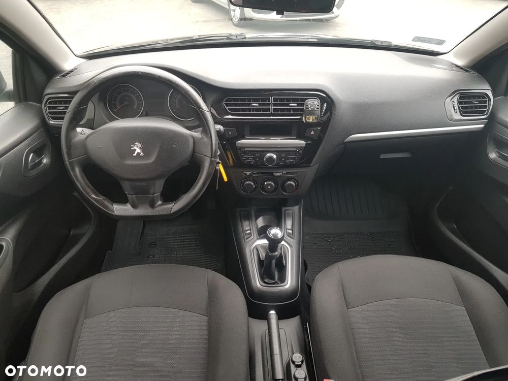 Peugeot 301 1.6 VTi Active - 14