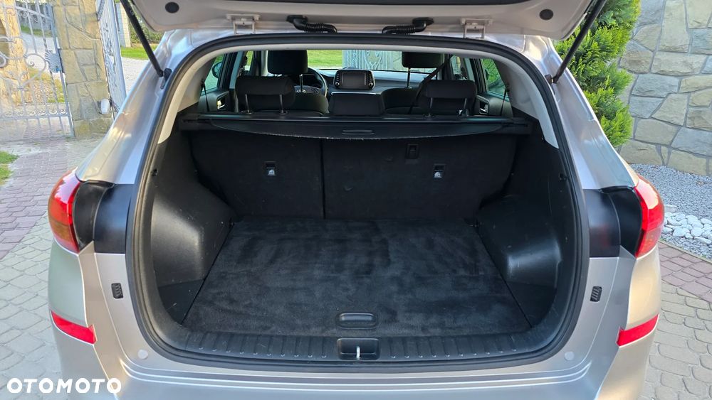 Hyundai Tucson 1.6 GDi 2WD Select - 14
