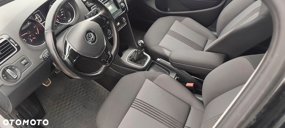 Volkswagen Polo - 9