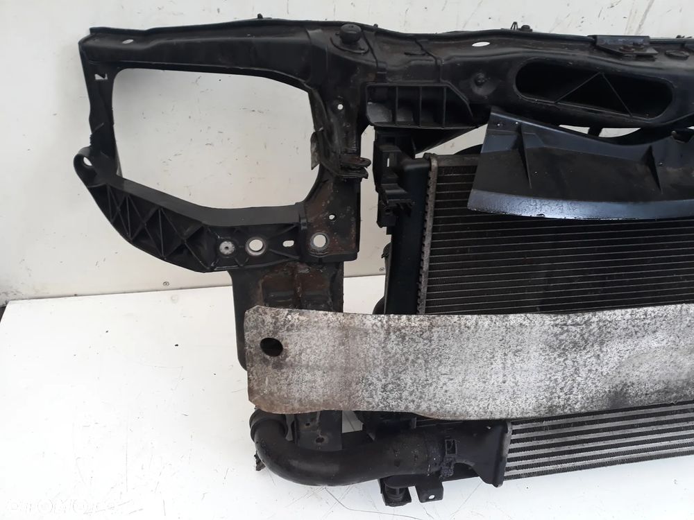 PAS PRZEDNI CHŁODNICA OPEL CORSA D 1,3 CDTI  2010r HB - 2