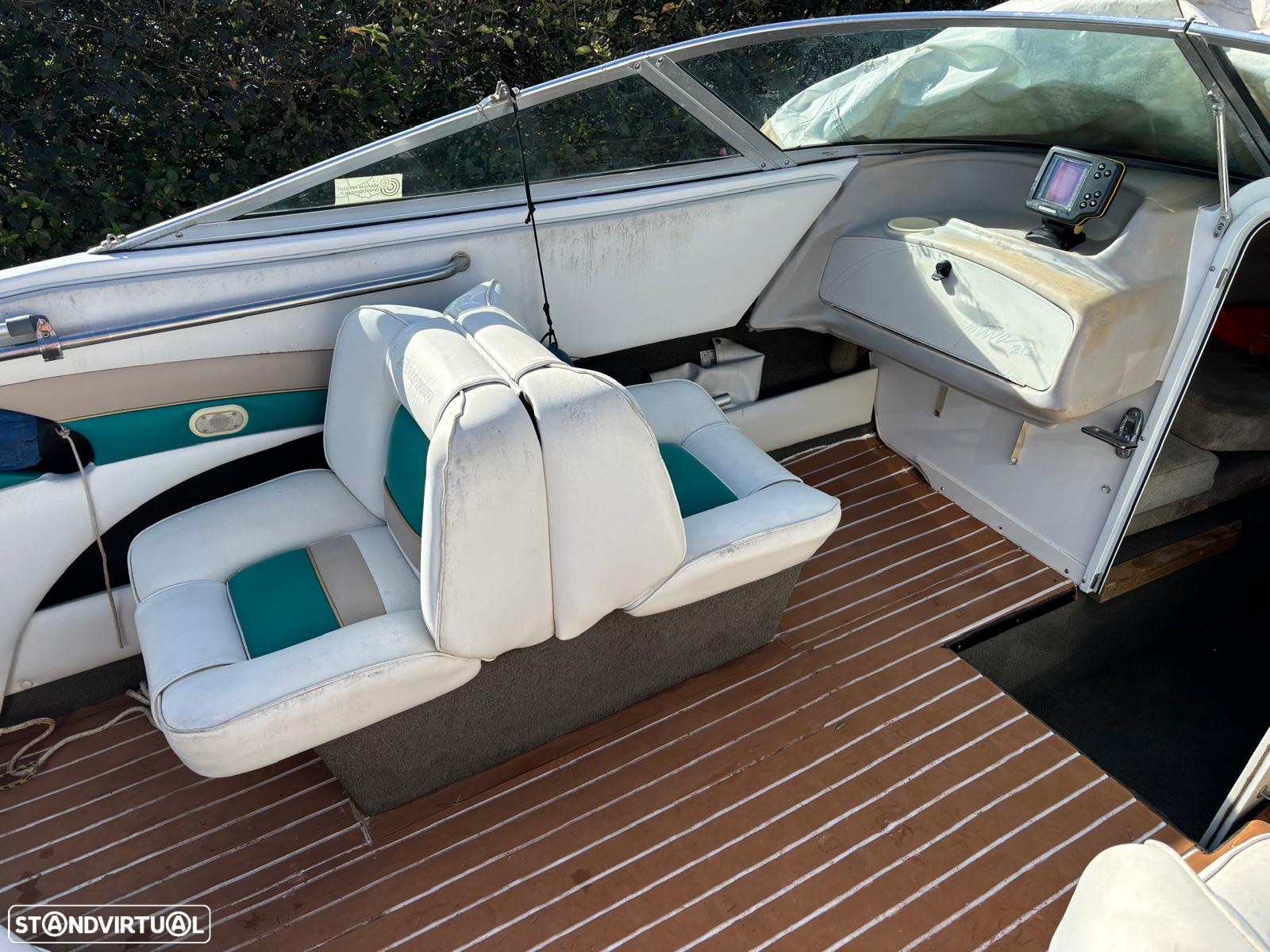 Rinker Captiva - 24