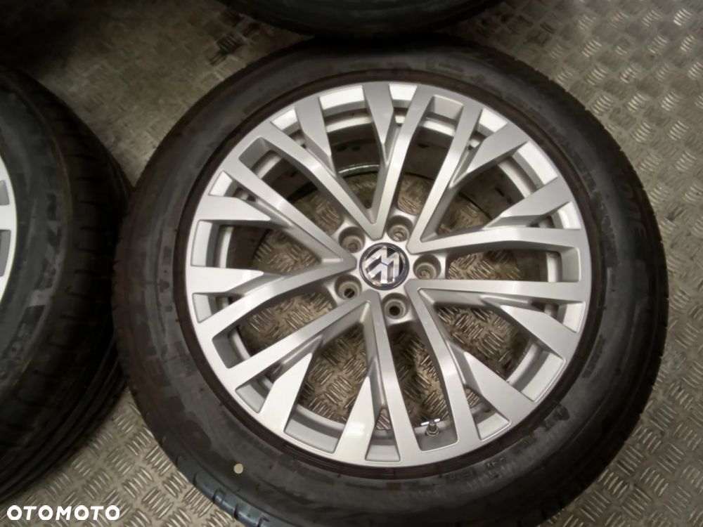 Koła Vw Touareg III 8Jx18 et25 5x112 NOWE OPONY - 3
