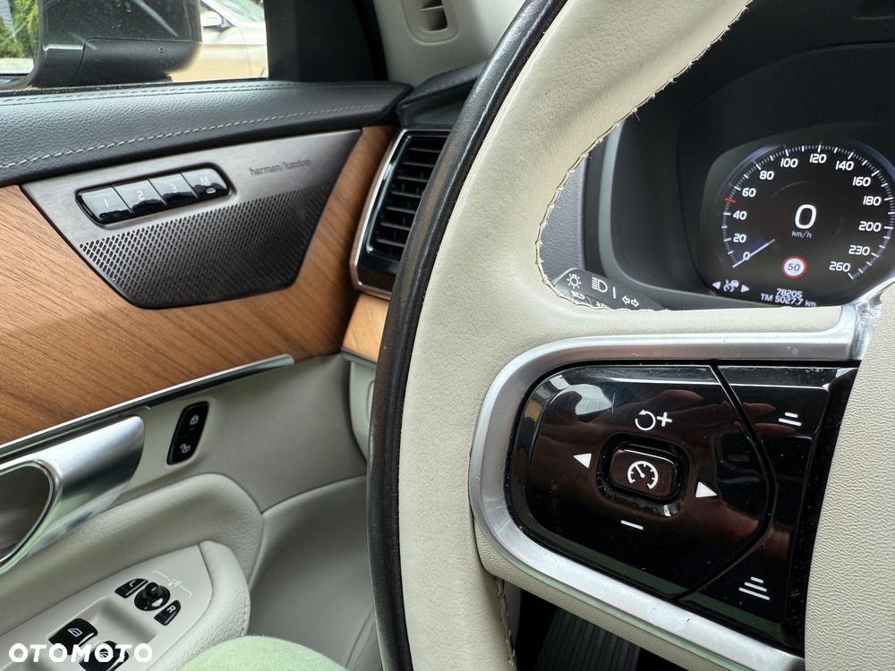 Volvo XC 90 B5 D AWD Ultimate Bright - 25
