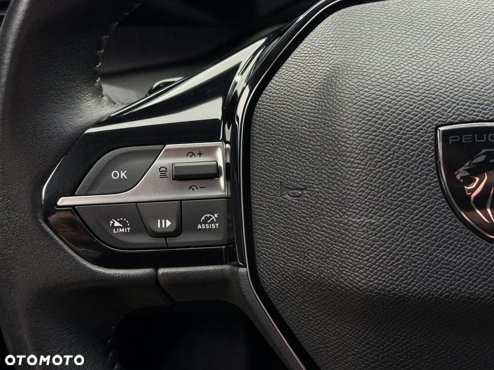 Peugeot 308 1.5 BlueHDi Allure Pack S&S EAT8 - 22