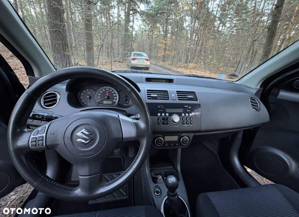 Suzuki Swift 1.3 GLX / Comfort - 8