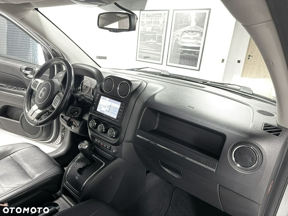 Jeep Compass 2.4I 4x4 Automatik Limited - 33