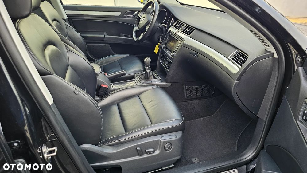 Skoda Superb 2.0 TDI Ambition Outdoor - 27
