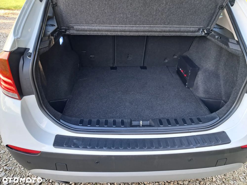 BMW X1 xDrive23d - 38