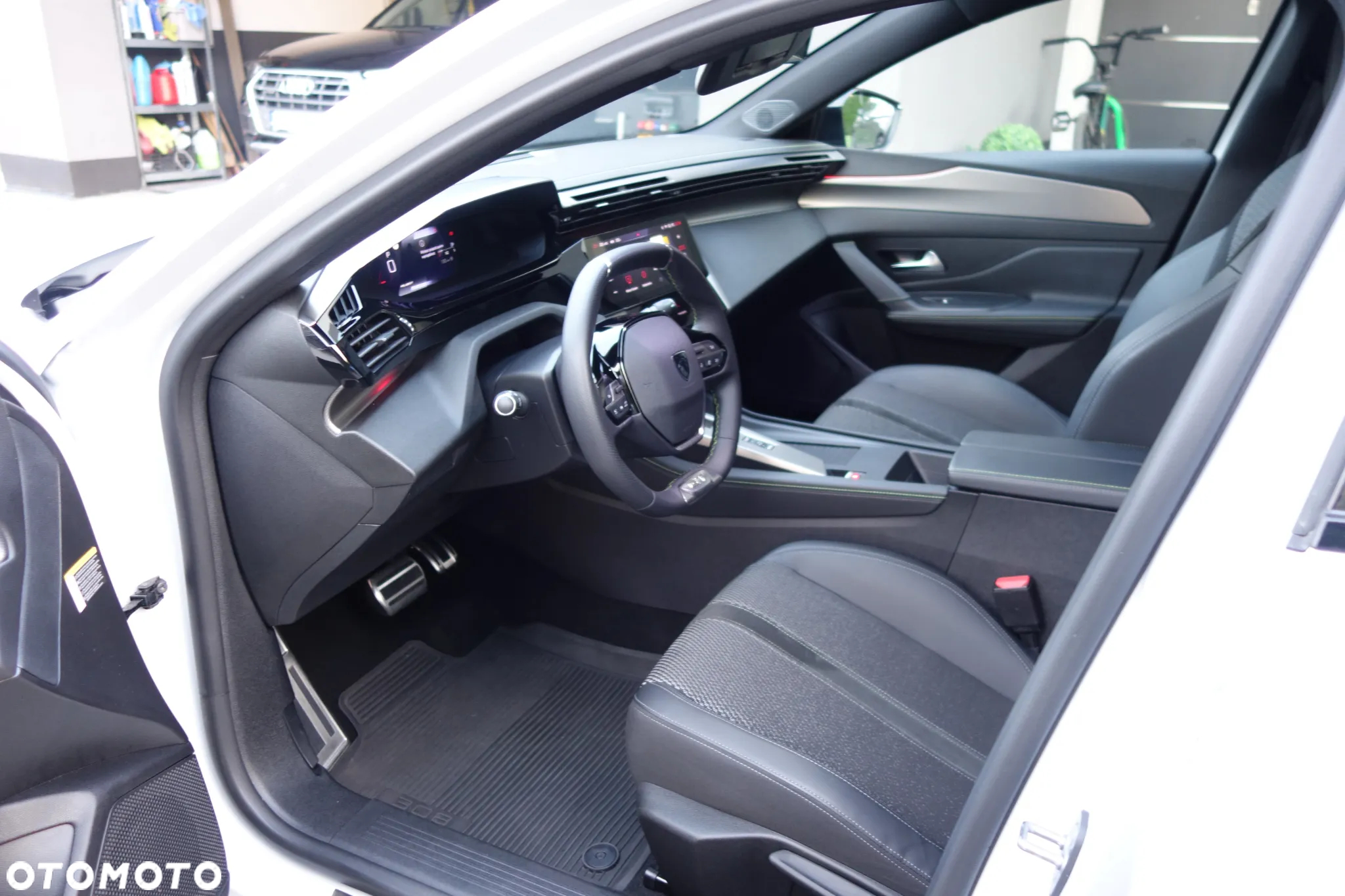 Peugeot 308 1.2 PureTech GT Pack S&S EAT8 - 11