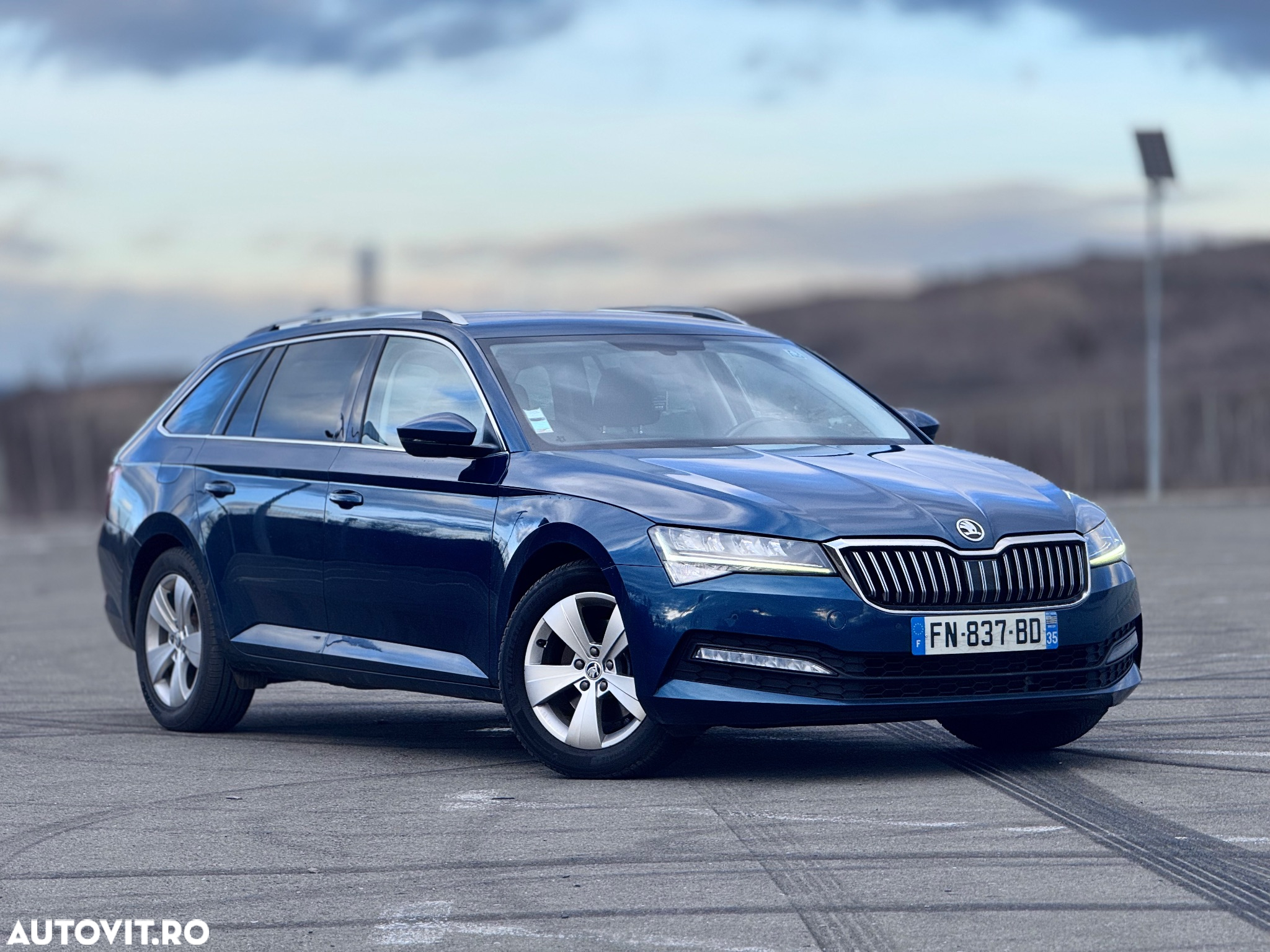 Skoda Superb Combi 2.0 TDI 150 CP DSG Essence - 26