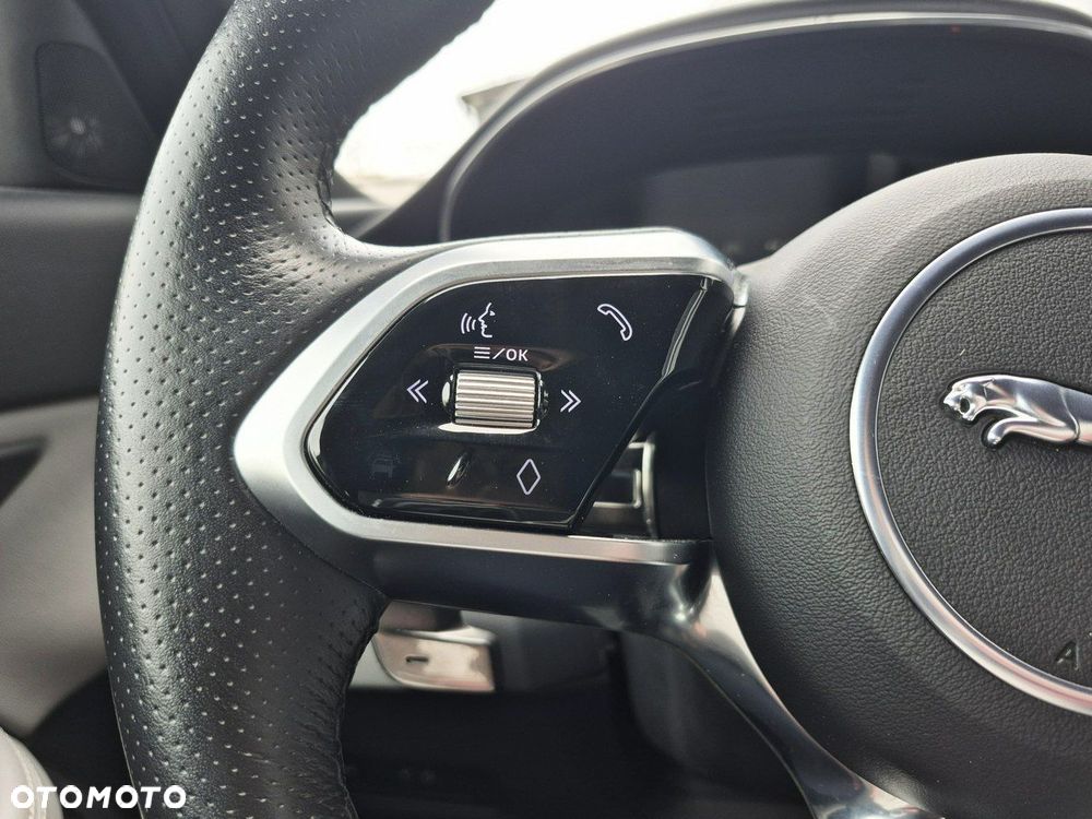 Jaguar E-Pace - 29