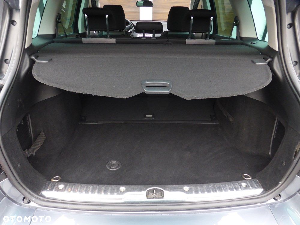 Peugeot 308 e-HDi FAP 110 Stop&Start Business Line Niveau 2 - 38