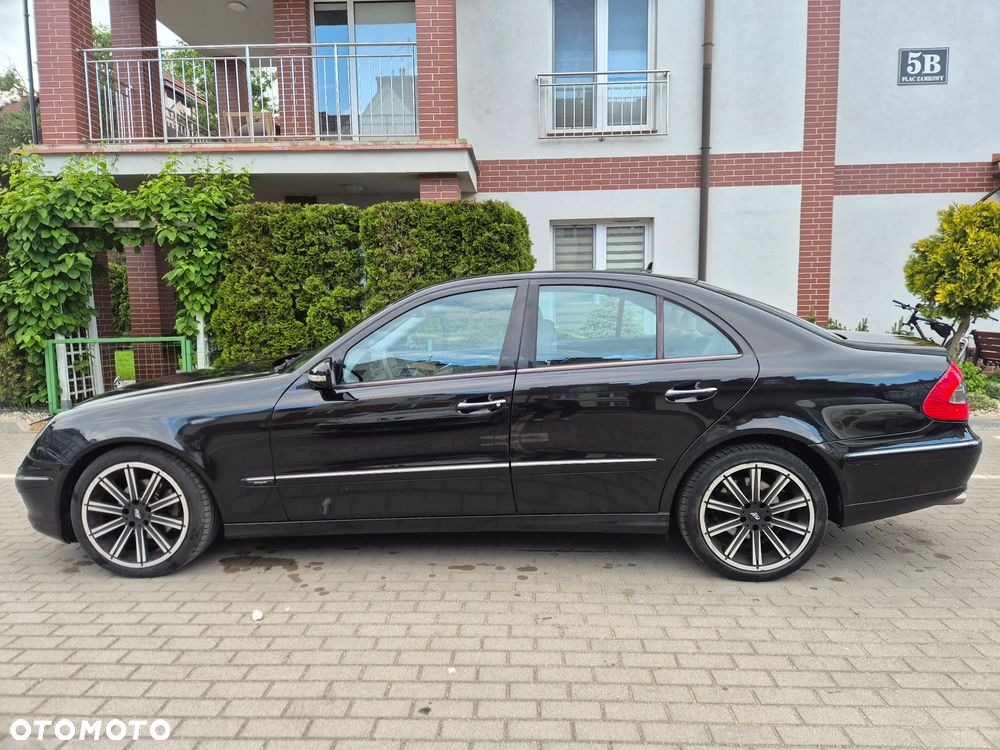 Mercedes-Benz Klasa E 280 CDI 4Matic Automatik Avantgarde DPF - 4
