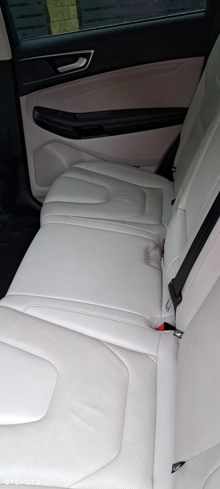 Ford Edge - 15