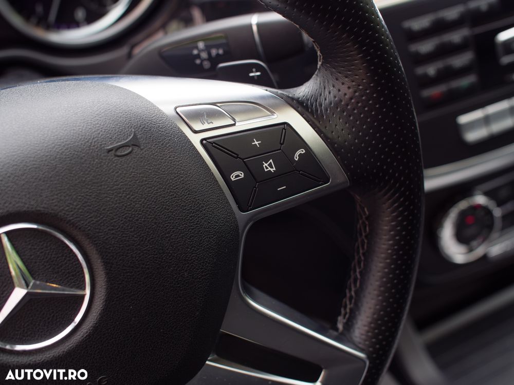 Mercedes-Benz ML 350 BlueTEC 4MATIC Aut - 26