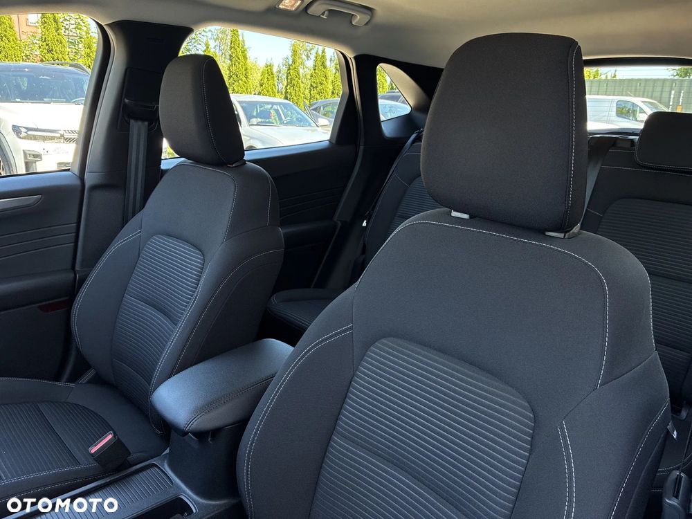Ford Kuga 1.5 EcoBoost FWD Titanium - 11