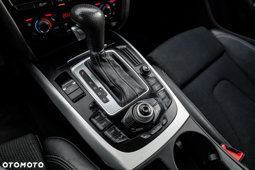 Audi A4 Avant 2.0 TFSI quattro S tronic S line Sportpaket - 38