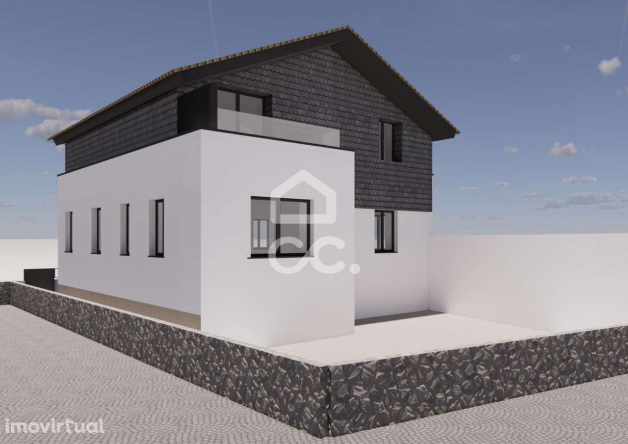 Moradia de 3 Quartos para Renovar em Tortosendo - Grande imagem: 4/17