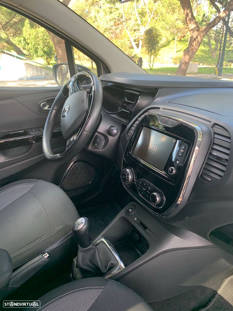 Renault Captur 0.9 TCE Exclusive - 4