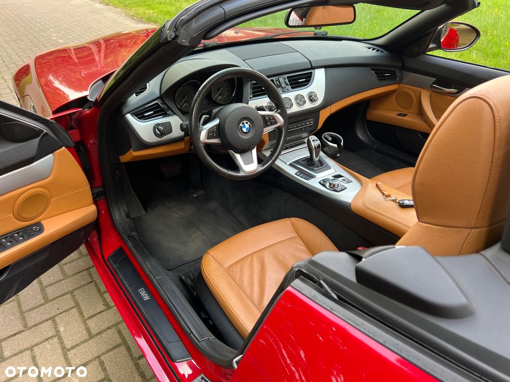 BMW Z4 sDrive28i - 18