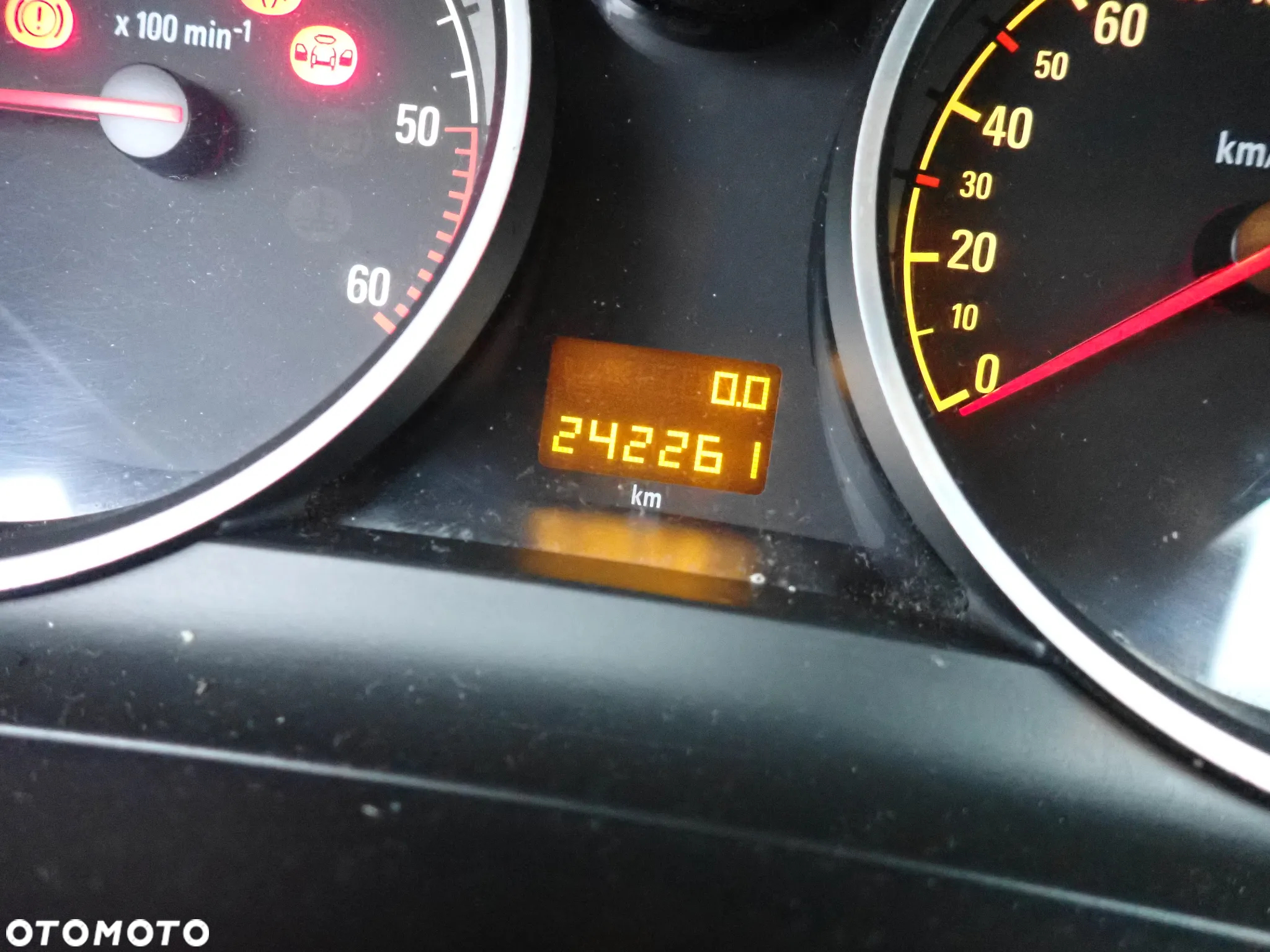 CZĘŚCI -Opel Zafira B II 1,9CDTI Z19DTH 150KM 6B M32 LAKIER 20R 2006r. INDEX - 9314 - 12