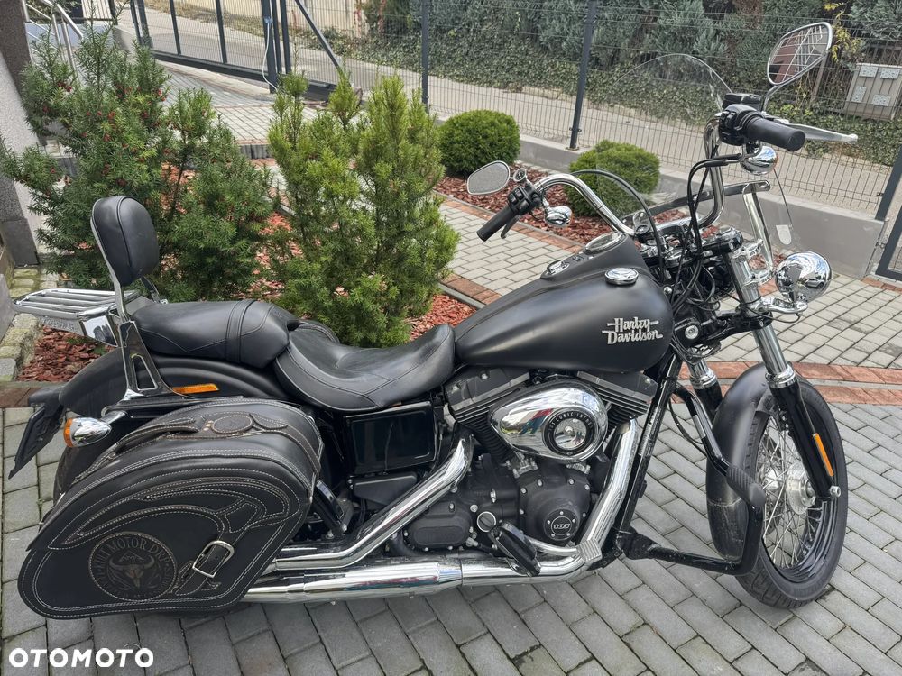 Harley-Davidson Dyna Street Bob - 5