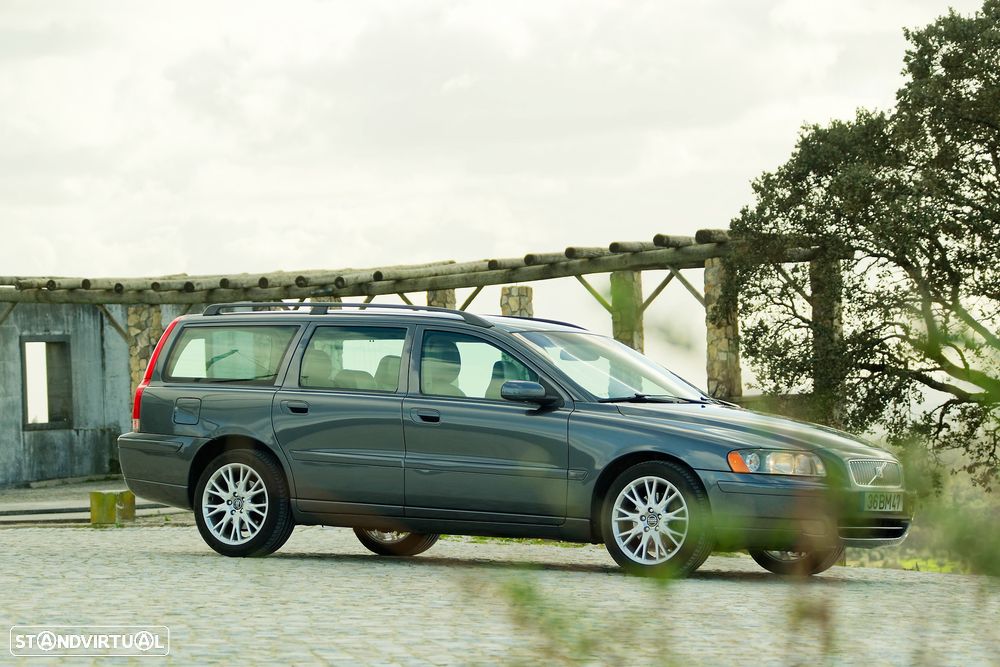 Volvo V70 2.0 T Nivel 2 - 17