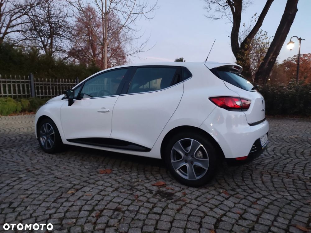 Renault Clio - 8
