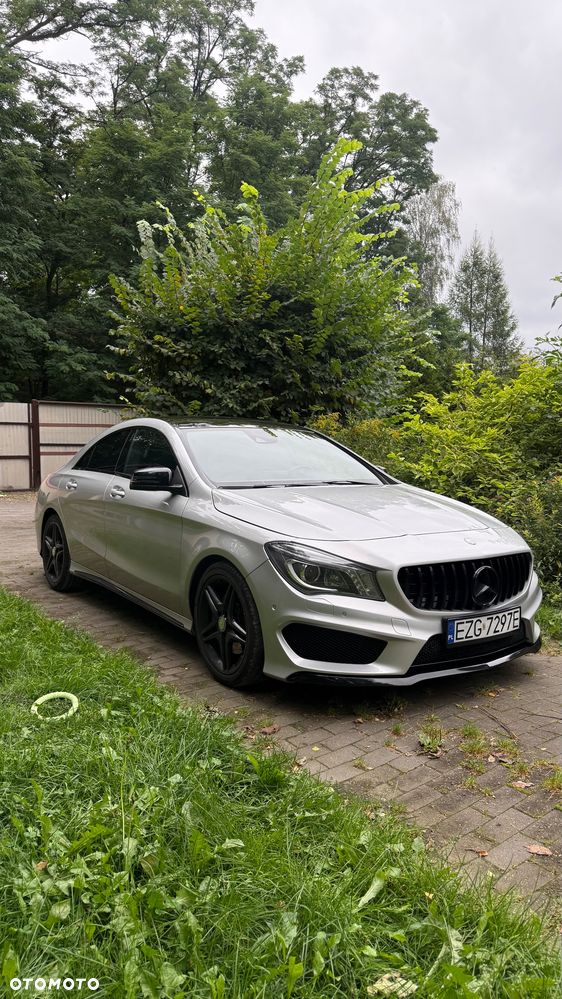 Mercedes-Benz CLA 220 d 7G-DCT AMG Line - 1