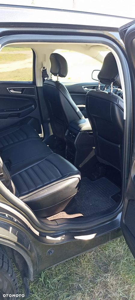 Ford Edge - 10