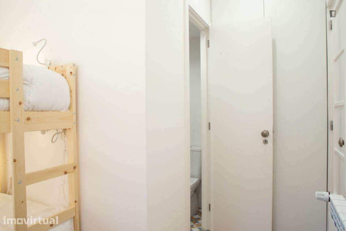 Quarto - localizado em Paranhos Porto - Grande imagem: 4/30