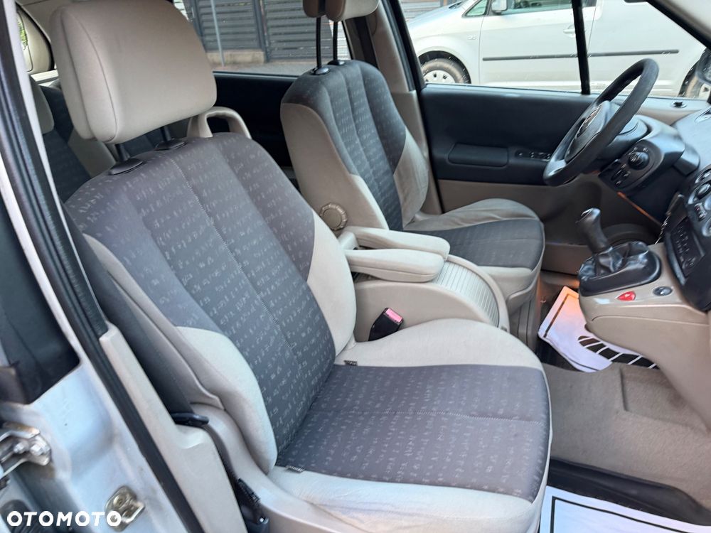 Renault Scenic 1.6 Confort Expression - 30