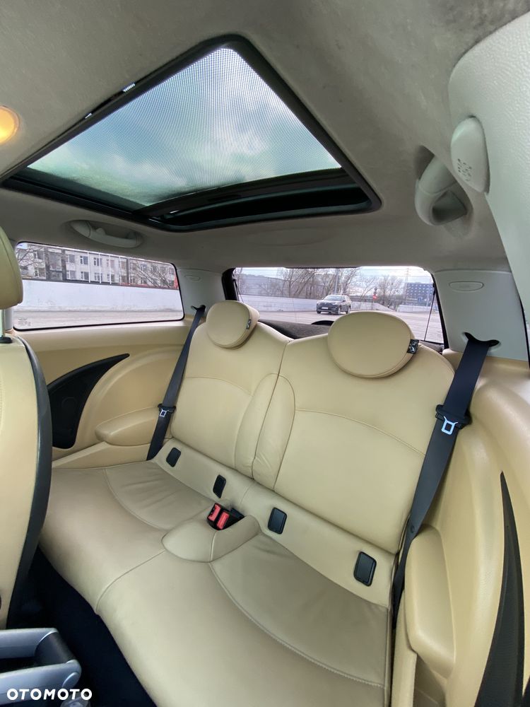 MINI John Cooper Works - 15