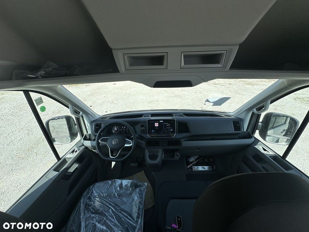 Volkswagen Crafter 35 Furgon z wysokim dachem silnik: 2,0 l EU6 SCR 177 KM, przedni 8-bieg.automatyczna, r.o : 4490 mm - 28