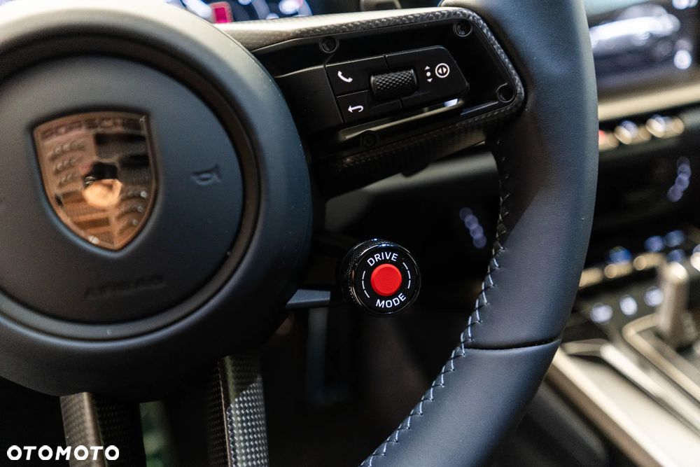 Porsche 911 Turbo S - 17