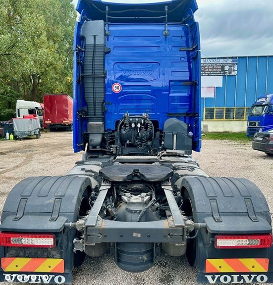 Volvo FH4 500 GLOB I-SHIFT I-PARCOOL 2xALUTANK SPOJLERY KLIMA WEBASTO LODÓWKA LOW DECK EURO 6 2015 - 4