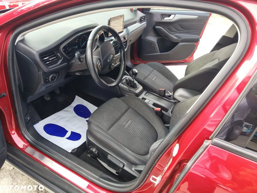 Ford Focus 1.5 EcoBoost Active - 8