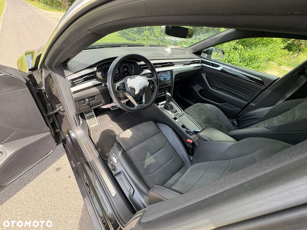 Volkswagen Arteon 2.0 TDI SCR DSG R-Line - 9