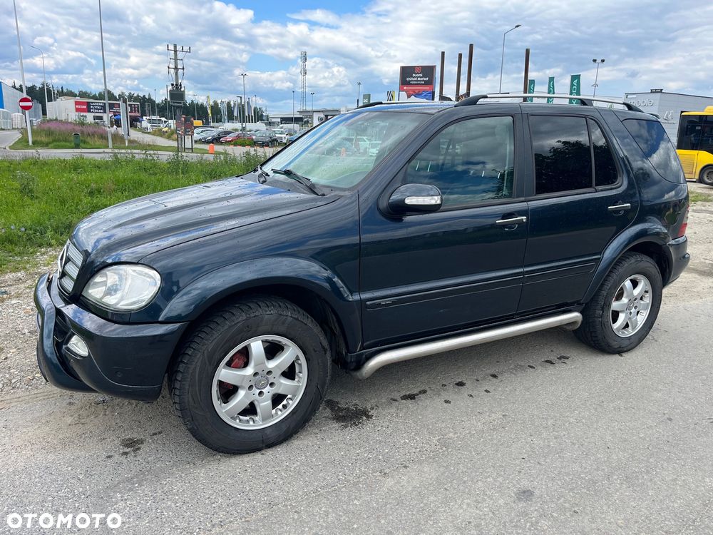 Mercedes-Benz ML - 4
