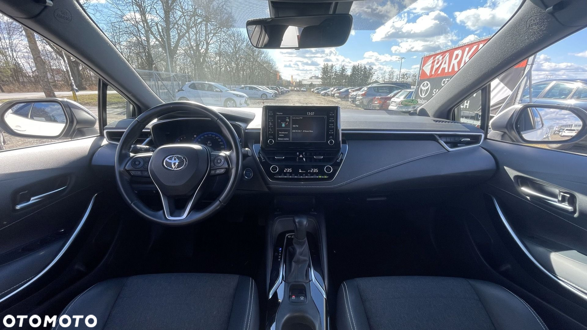 Toyota Corolla 1.8 Hybrid Comfort - 14