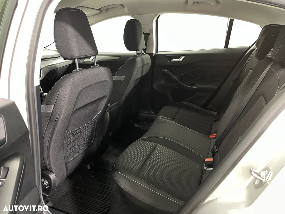 Ford Focus 1.5 EcoBlue Connected - 10
