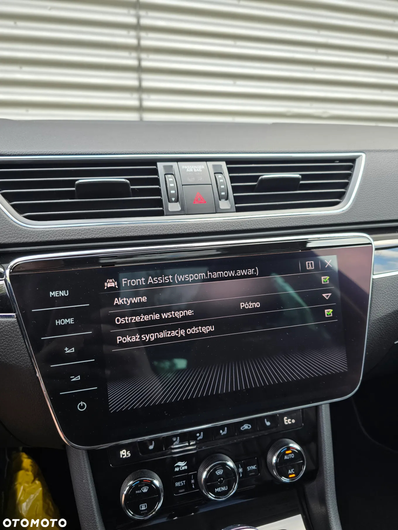 Skoda Superb Combi 1.4 TSI iV DSG L&K - 22