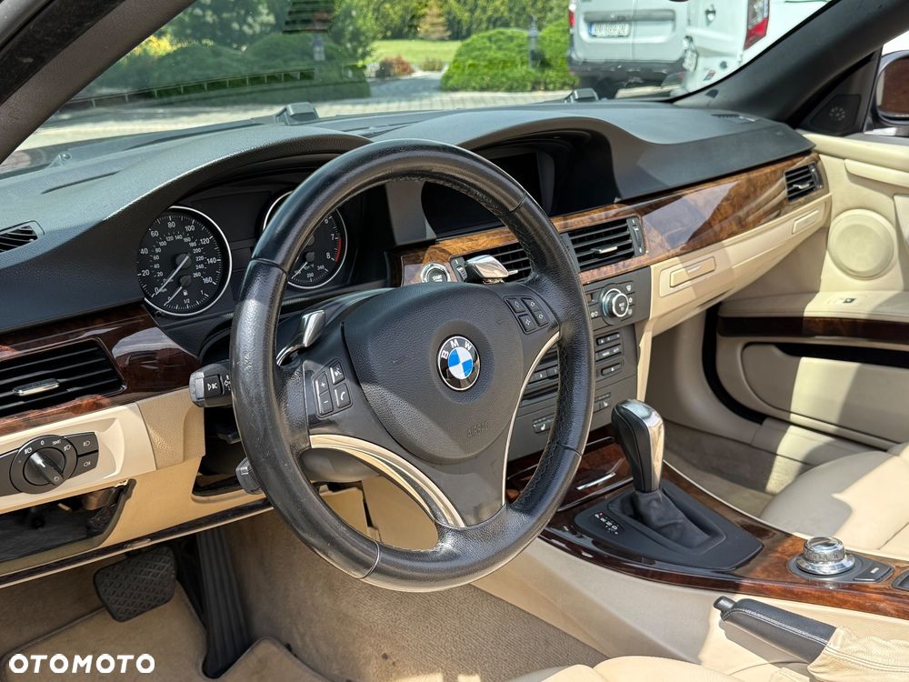 BMW Seria 3 335i - 15