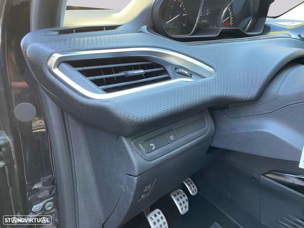 Peugeot 2008 - 36