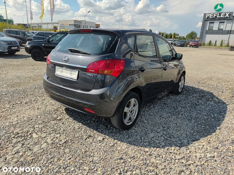 Kia Venga - 9