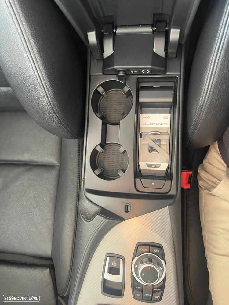 BMW Z4 35 is Auto - 24